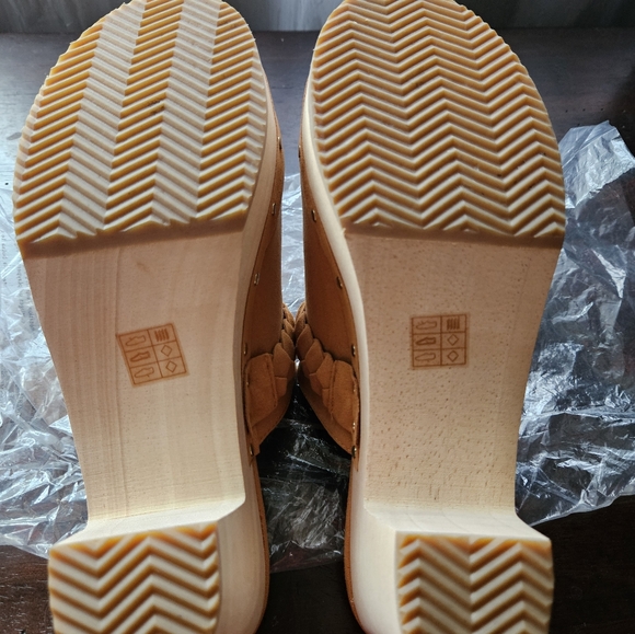 J. Crew Factory Clogs - Picture 7 of 8